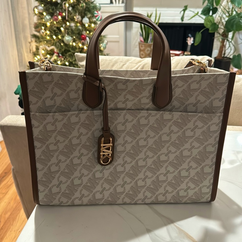 Michael Kors Gigi Large Empire Signature Logo Tote Bag